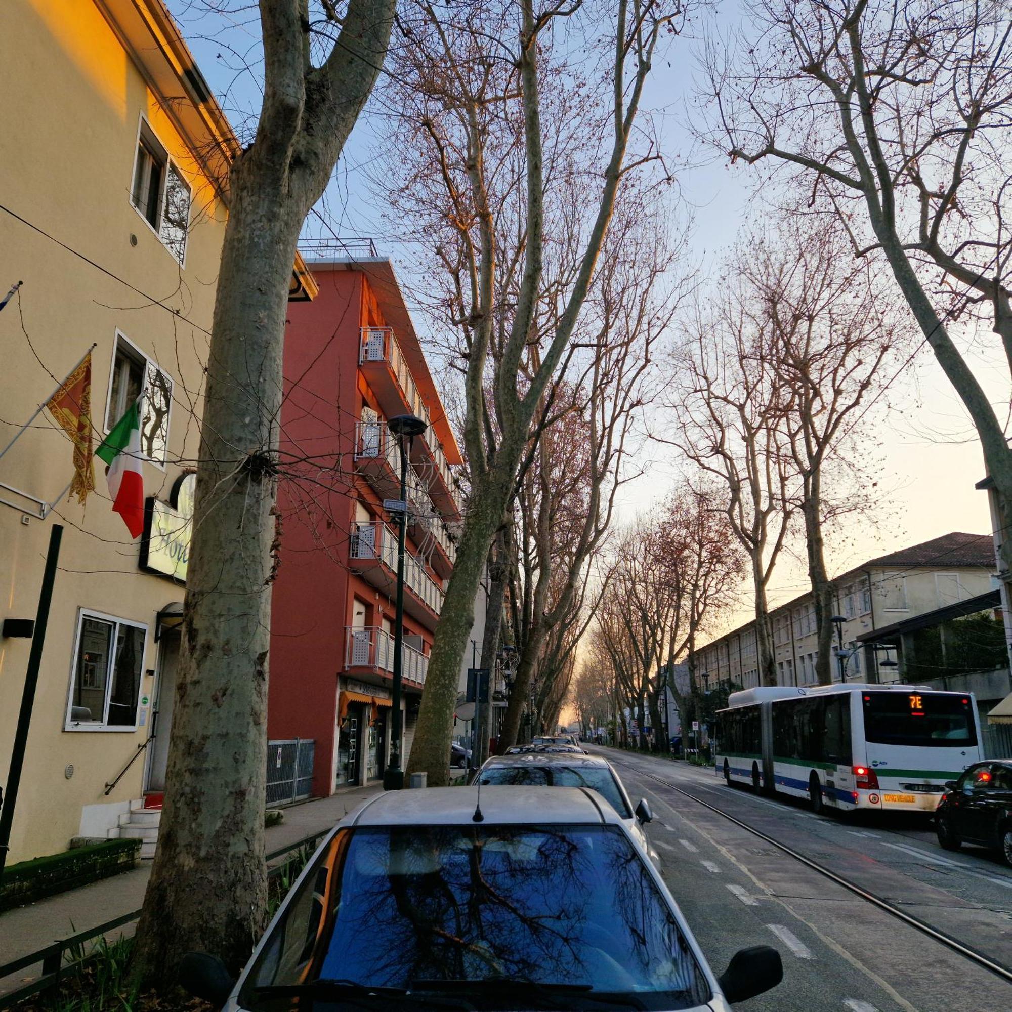 Hotel Tito Mestre Exterior foto
